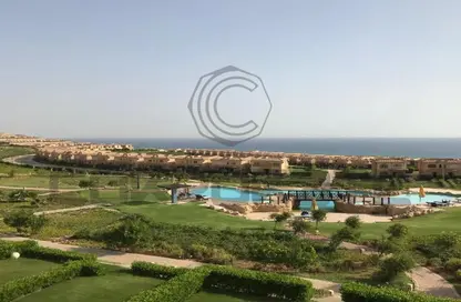 شاليه - غرفة نوم - 2 حمامات للبيع في تلال السخنة - العين السخنة - السويس
