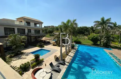 Villa - 7+ Bedrooms - 7+ Bathrooms for sale in Al Thawra El Khadra - 26th of July Corridor - 6 October City - Giza