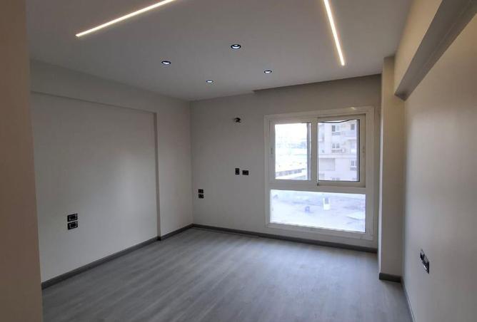 8470757 - Property Main Image