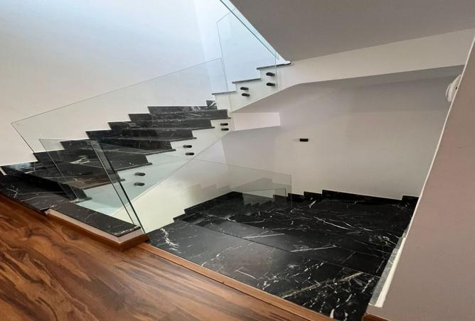 8006796 - Property Image 2