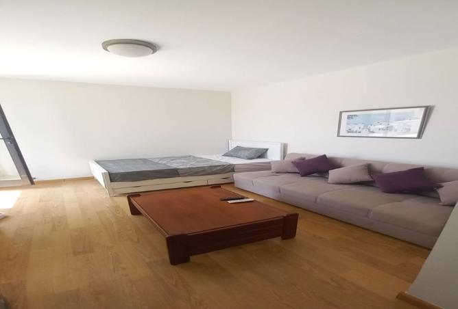 8024711 - Property Image 3