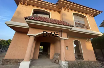 Villa - 4 Bedrooms - 4 Bathrooms for sale in Privado - Madinaty - Cairo