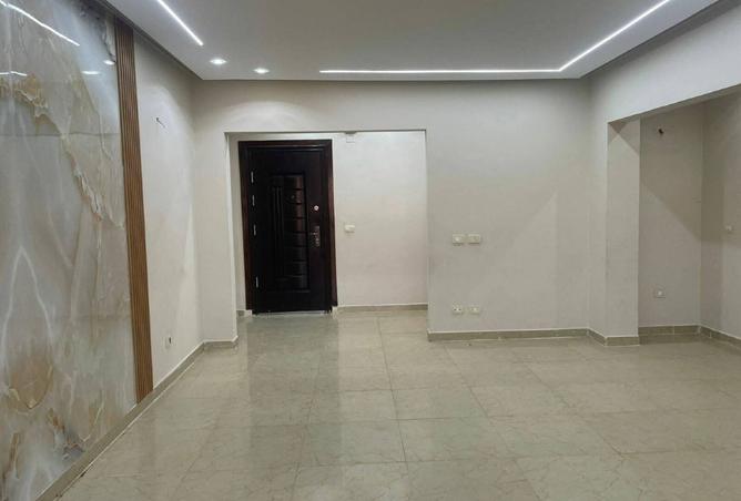 7883232 - Property Image 2