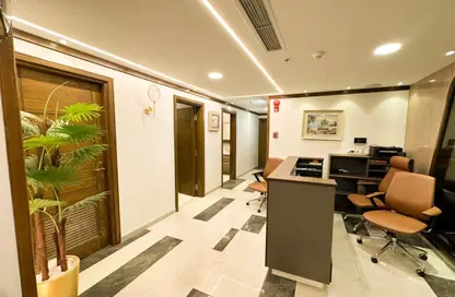 مساحات مكتبية - استوديو - 3 حمامات للايجار في فى90 - شارع التسعين الشمالي - التجمع الخامس - مدينة القاهرة الجديدة - القاهرة