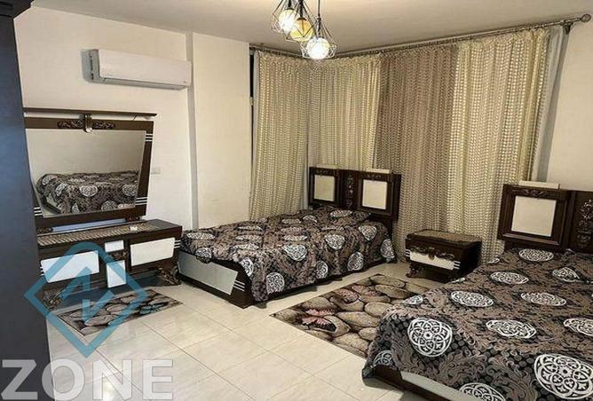 8118801 - Property Image 2