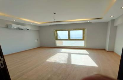 Apartment - 3 Bedrooms - 2 Bathrooms for sale in Mountain View iCity - 5th Settlement Compounds - The 5th Settlement - New Cairo City - Cairo