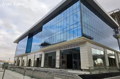 محل - استوديو - 1 حمام للبيع في جولدن جيت - شارع التسعين الجنوبي - التجمع الخامس - مدينة القاهرة الجديدة - القاهرة