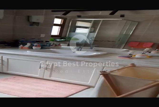 8173664 - Property Image 3