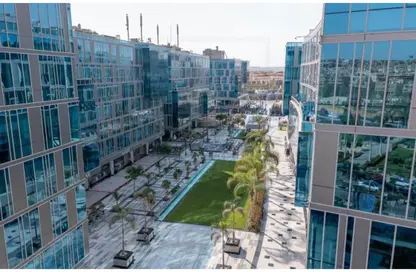 Clinic - Studio - 2 Bathrooms for sale in Capital Business Park - 26th of July Corridor - Sheikh Zayed City - Giza