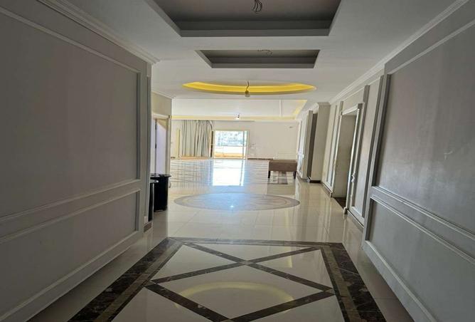 8324104 - Property Image 3