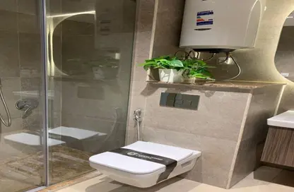 Apartment - 4 Bedrooms - 3 Bathrooms for sale in Park Side Residence - Zed Towers - Sheikh Zayed Compounds - Sheikh Zayed City - Giza