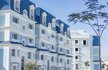 Apartment - 2 Bedrooms - 2 Bathrooms for sale in Swan Lake Residence - 5th Settlement Compounds - The 5th Settlement - New Cairo City - Cairo