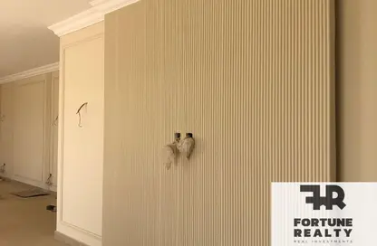 Apartment - 4 Bedrooms - 4 Bathrooms for rent in Hyde Park - New Cairo City - Cairo