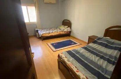 Apartment - 3 Bedrooms - 2 Bathrooms for rent in Ganoob El Acadimia - New Cairo City - Cairo