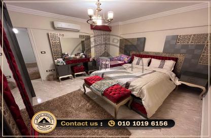 Apartment - 3 Bedrooms - 2 Bathrooms for sale in Al Fath St. - Fleming - Hay Sharq - Alexandria