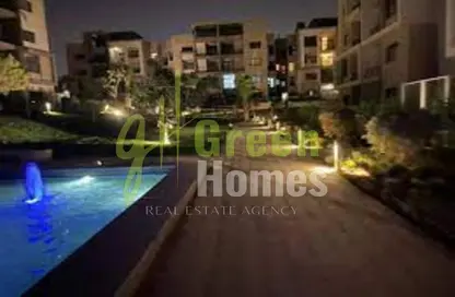 Apartment - 2 Bedrooms - 2 Bathrooms for sale in Fifth Square - The 5th Settlement - New Cairo City - Cairo