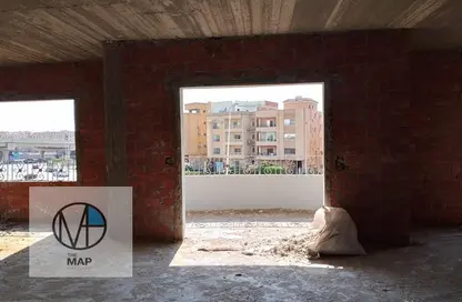 Apartment - 3 Bedrooms - 3 Bathrooms for sale in Galleria Moon Valley - South Investors Area - New Cairo City - Cairo