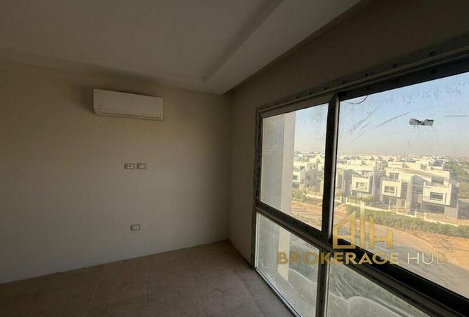 8043176 - Property Image 3