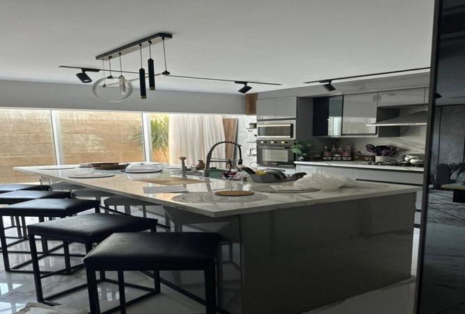 8019544 - Property Image 3