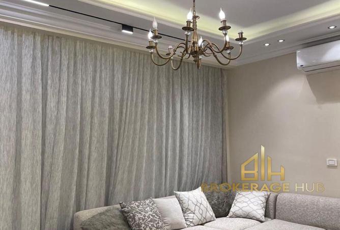 8067037 - Property Image 2