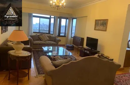 شقة - 3 غرف نوم - 3 حمامات للايجار في شارع نادي الصيد - الدقي - الجيزة