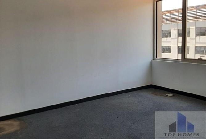 8313819 - Property Image 2