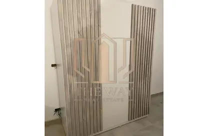 شاليه - 3 غرف نوم - 3 حمامات للبيع في غزالة باي - قسم الضبعة - الساحل الشمالي