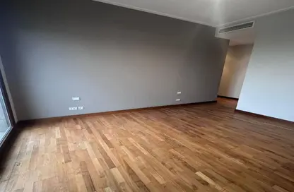 شقة - 3 غرف نوم - 3 حمامات للبيع في كمبوند جامعة القاهرة - كمبوندات الشيخ زايد - الشيخ زايد - الجيزة