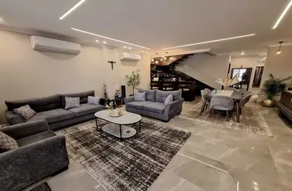 Penthouse - 4 Bedrooms - 4 Bathrooms for sale in Midtown - South Investors Area - New Cairo City - Cairo