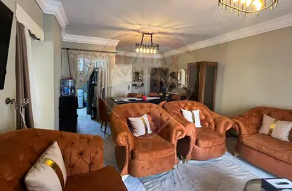 Apartment - 3 Bedrooms - 1 Bathroom for sale in Hassan Al Iskandarani St. - Moharam Bek - Hay Wasat - Alexandria