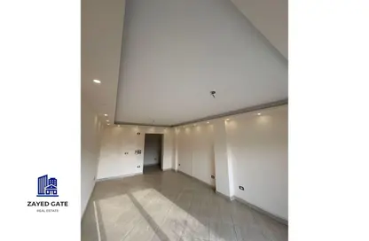 Apartment - 3 Bedrooms - 2 Bathrooms for rent in Al Khamayel city - Sheikh Zayed Compounds - Sheikh Zayed City - Giza