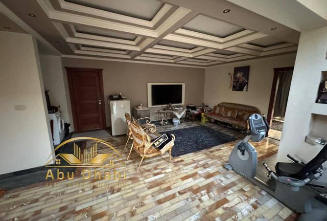 8266876 - Property Image 2