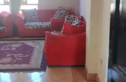 Apartment - 2 Bedrooms - 1 Bathroom for rent in Zahraa Madinat Nasr - Nasr City - Cairo