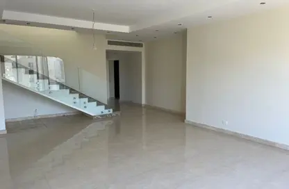 (بنتهاوس  (روف - 3 غرف نوم - 4 حمامات للبيع في كمبوند فيلدج جاردن القطامية - كمبوندات التجمع الخامس - التجمع الخامس - مدينة القاهرة الجديدة - القاهرة