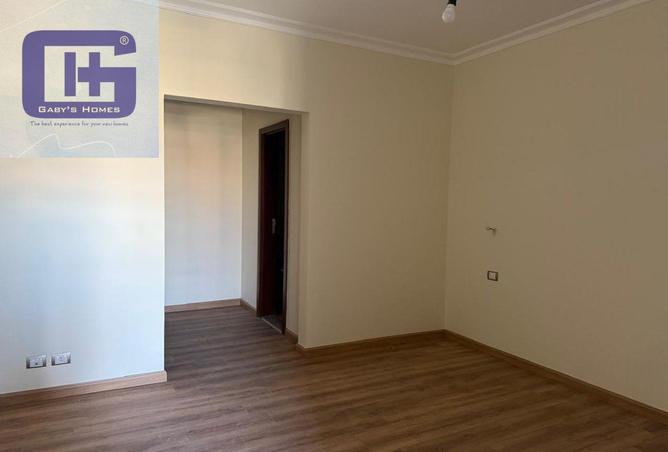 8403541 - Property Main Image