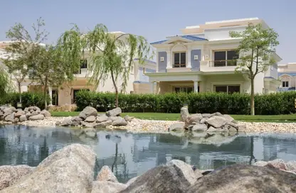 Villa - 4 Bedrooms - 3 Bathrooms for sale in Mountain View October Park - 6th District - 6 October City - Giza