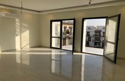 Apartment - 3 Bedrooms - 4 Bathrooms for rent in Westown - Sheikh Zayed Compounds - Sheikh Zayed City - Giza