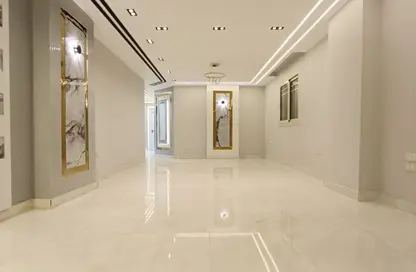 Apartment - 3 Bedrooms - 3 Bathrooms for sale in Gate 3 old - Khafre - Hadayek El Ahram - Giza