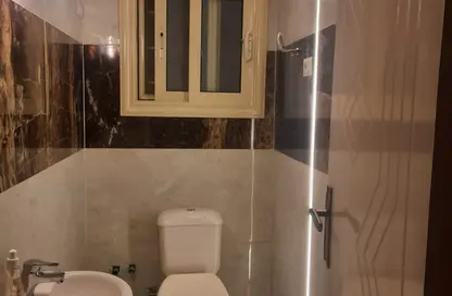 Apartment - 3 Bedrooms - 2 Bathrooms for sale in 10th Sector - Zahraa El Maadi - Hay El Maadi - Cairo