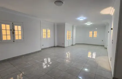 شقة - 3 غرف نوم - 2 حمامات للايجار في عمارات البنفسج - البنفسج - مدينة القاهرة الجديدة - القاهرة