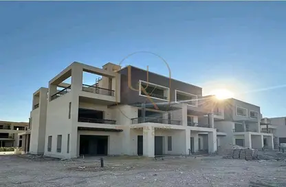 منزل مزدوج - 4 غرف نوم - 5 حمامات للبيع في نيو جيزة - طريق مصر اسكندرية الصحراوي - مدينة 6 أكتوبر - الجيزة