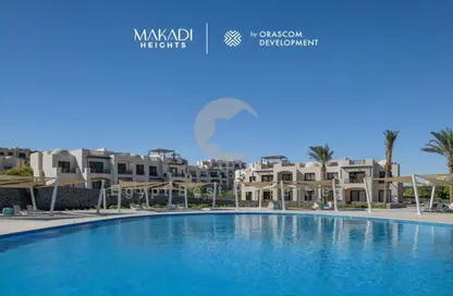 Chalet - 2 Bedrooms - 2 Bathrooms for sale in Makadi Orascom Resort - Makadi - Hurghada - Red Sea