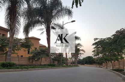 Villa - 5 Bedrooms - 6 Bathrooms for sale in Hayah Residence - North Teseen St. - The 5th Settlement - New Cairo City - Cairo