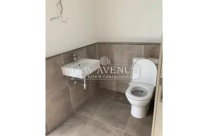 Villa - 3 Bedrooms - 3 Bathrooms for sale in Al Burouj Compound - El Shorouk Compounds - Shorouk City - Cairo