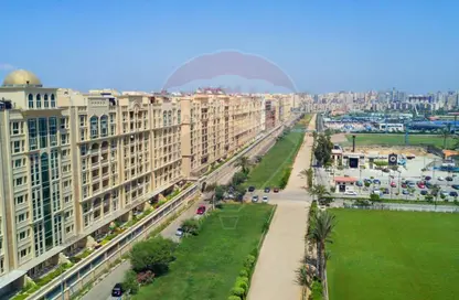 شقة - 4 غرف نوم - 5 حمامات للبيع في سموحة - حي شرق - الاسكندرية