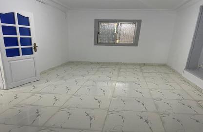 Apartment - 3 Bedrooms - 1 Bathroom for rent in Al Nasr Road - 1st Zone - Nasr City - Cairo