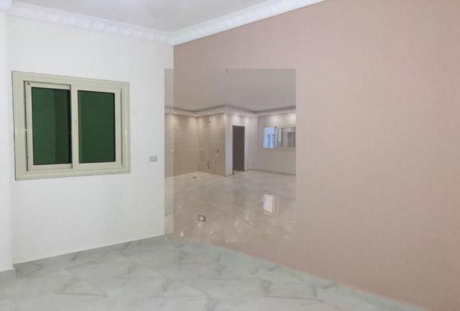 8135509 - Property Image 2