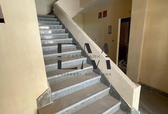 8186218 - Property Image 2