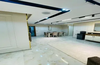 Apartment - 3 Bedrooms - 2 Bathrooms for rent in Shooting Club Street - Dokki - Giza