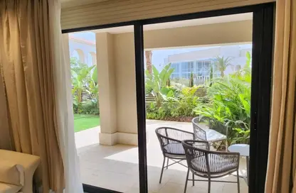 Apartment - 3 Bedrooms - 3 Bathrooms for sale in Village West - Sheikh Zayed Compounds - Sheikh Zayed City - Giza